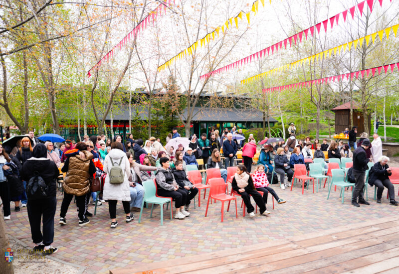 &laquo;Бути разом&nbsp;&mdash; це&nbsp;наш духовний ресурс&raquo;&nbsp;&mdash; владика Максим Рябуха про спільне святкування Великодня в&nbsp;Донецькому екзархаті