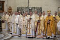 Від Зарваниці до&nbsp;Тернополя, Івано-Франківська та&nbsp;Коломиї: владики Синоду Єпископів УГКЦ молилися разом із&nbsp;парафіяльними громадами