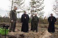 Блаженніший Святослав разом зі священниками висадив саджанці у лісі на&nbsp;Київщині