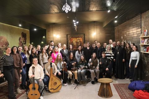 Брати спільноти «Тезе» розпочали візит солідарності в Україні