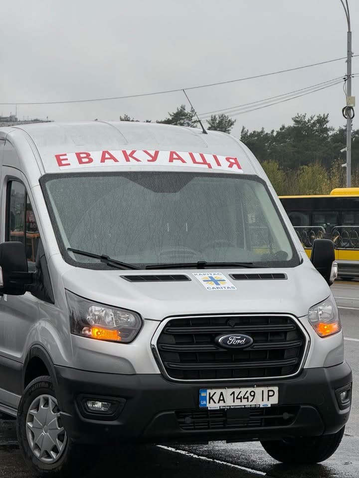 Карітас України та&nbsp;Карітас Чернігів зустріли евакуйованих жителів Олешок на&nbsp;кордоні з&nbsp;Білоруссю