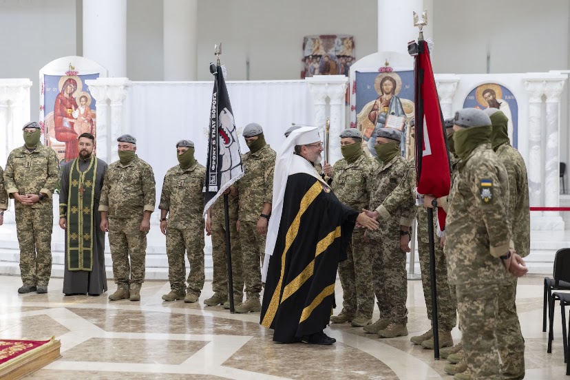 Глава УГКЦ освятив мотиваційні прапори для окремих центрів Сил спеціальних операцій ЗСУ