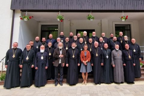 Постанови Сотої сесії Архиєрейського Синоду УГКЦ в Україні