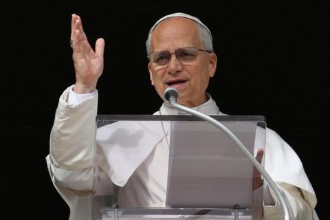 Папа Лев XIV знову закликав до молитви за Україну в контексті обстрілів та наближення зими