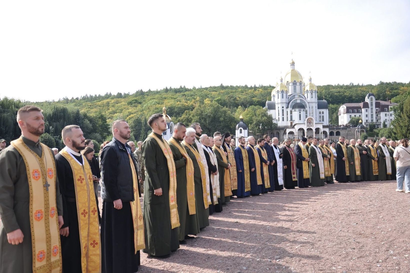 У Зарваниці відбулося Всеукраїнське військове паломництво У Зарваниці відбулося Всеукраїнське військове паломництво