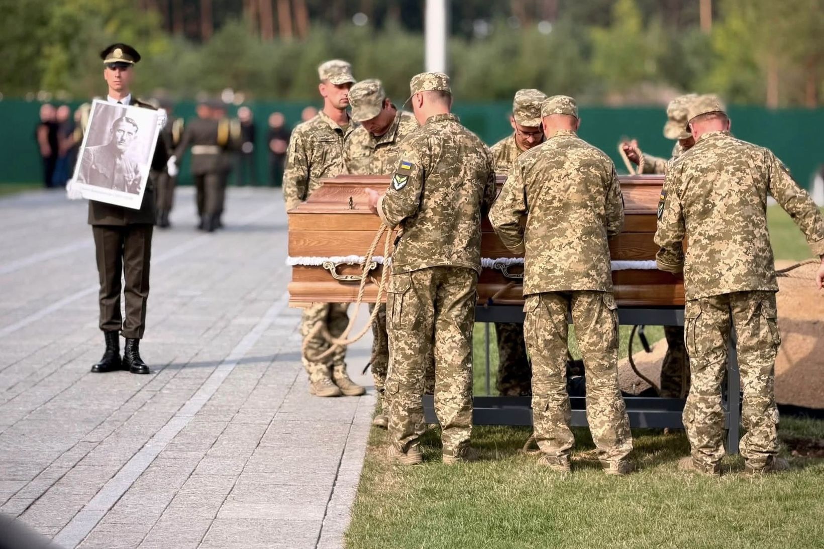 Блаженніший Святослав очолив панахиду під час перепоховання полковника Євгена Коновальця