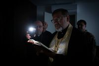 Глава УГКЦ освятив ікону Покрова Богородиці для українських захисників неба Глава УГКЦ освятив ікону Покрова Богородиці для українських захисників неба