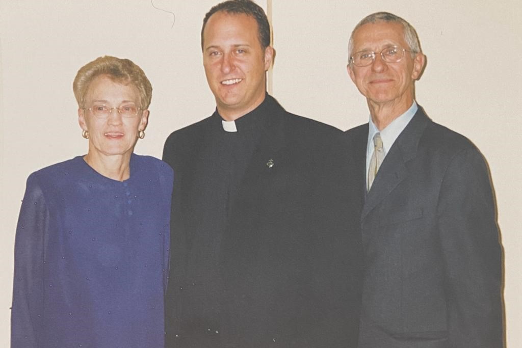 Newly ordained Father Michael with his parents, Iris and +Morris Smolinski (2003)