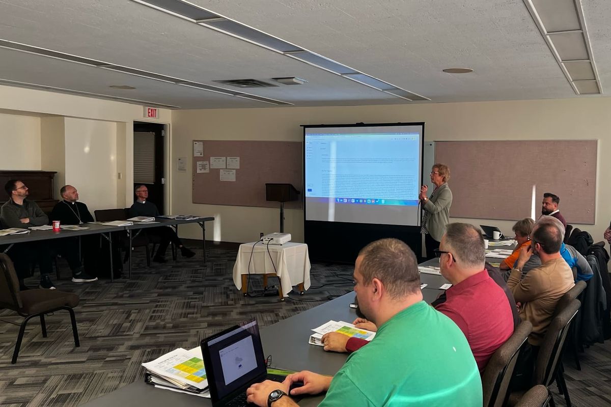 Духовенство Едмонтонської єпархії навчалося нових підходів у катехизації та використанні цифрових технологій