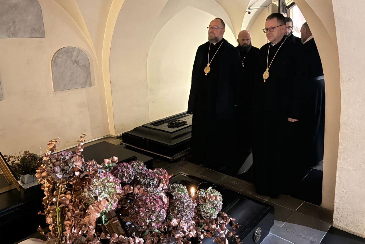 Єпископ Мілан Стіпіч з Хорватії відвідав Україну з гуманітарною допомогою