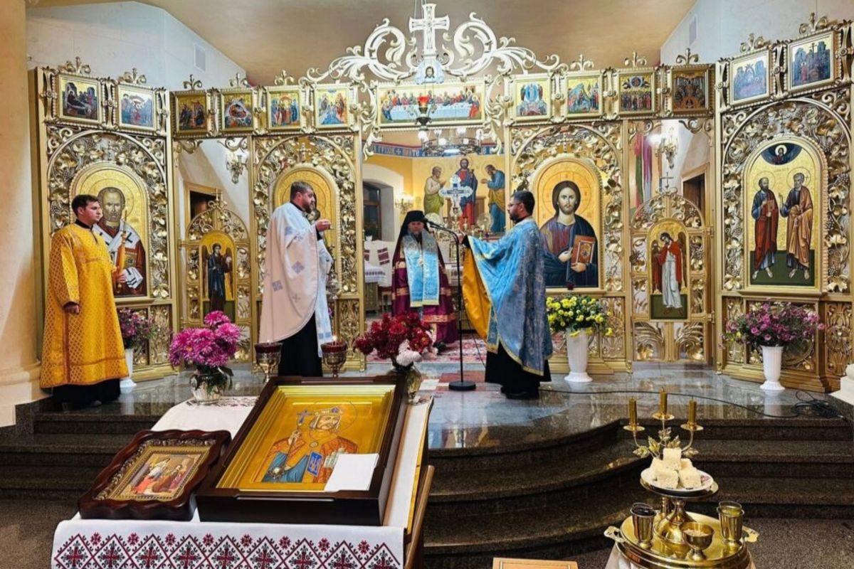 The icon with the relics of St. Volodymyr the Great completes its pilgrimage through the Kharkiv Exarchate
