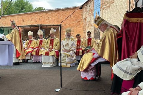 Глава УГКЦ у Бердичеві до архиєпископа Ґаллаґера: «Передайте Папі Леву XIV любов і відданість українського народу»