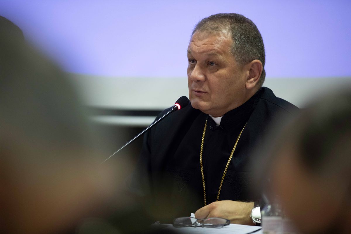 Душпастирство сімей у час війни: владика Аркадій Трохановський представив головну тему на Синоді Єпископів УГКЦ у Римі