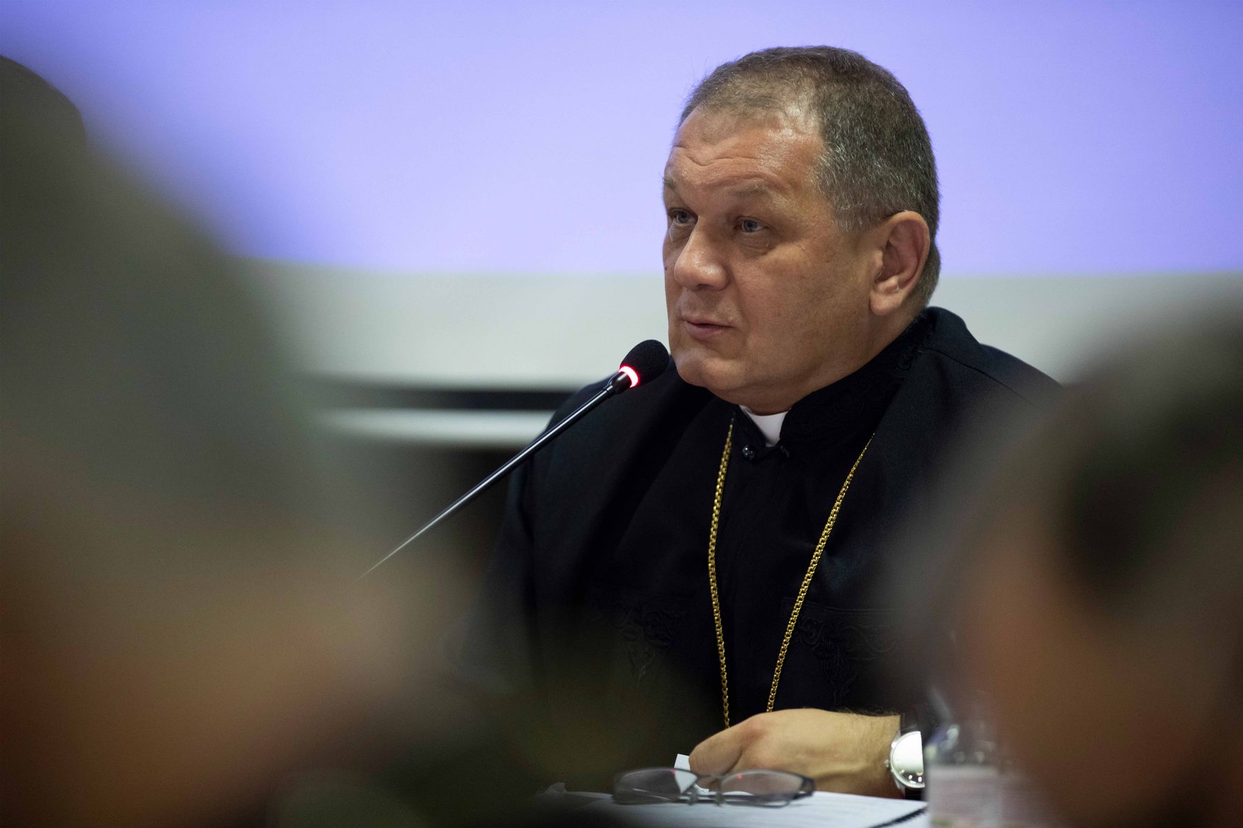 Душпастирство сімей у час війни: владика Аркадій Трохановський представив головну тему на Синоді Єпископів УГКЦ у Римі