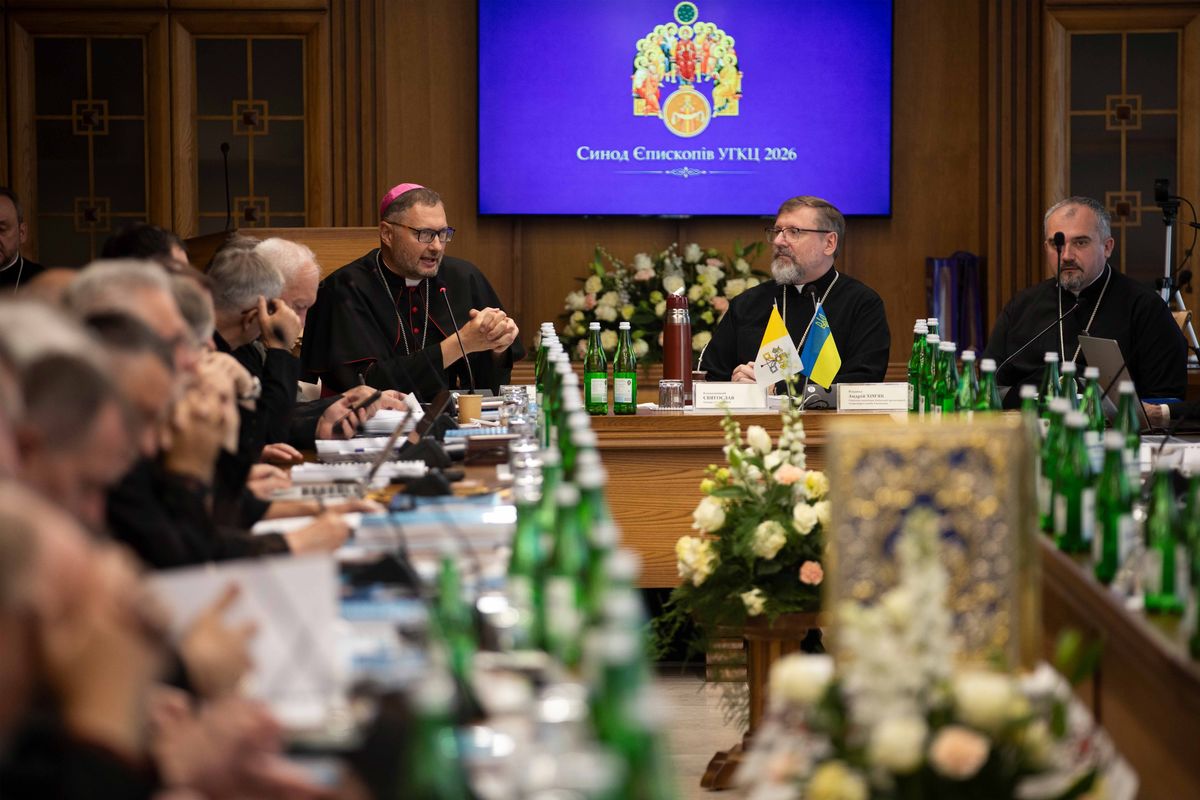 Nunzio Apostolico al Sinodo: «Il contatto con le ferite della guerra diventa per voi e per la Chiesa una benedizione»