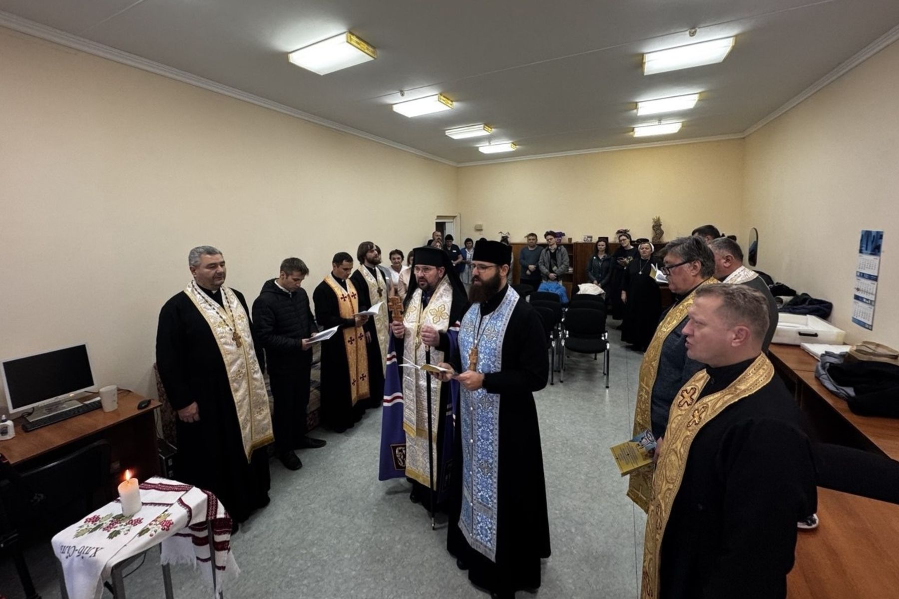 У лікарні Мечникова в Дніпрі помолилися перед іконою з мощами святого Володимира