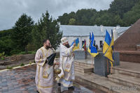 У Підгорецькому монастирі отців-василіан освятили монумент «Христос — добрий пастир»