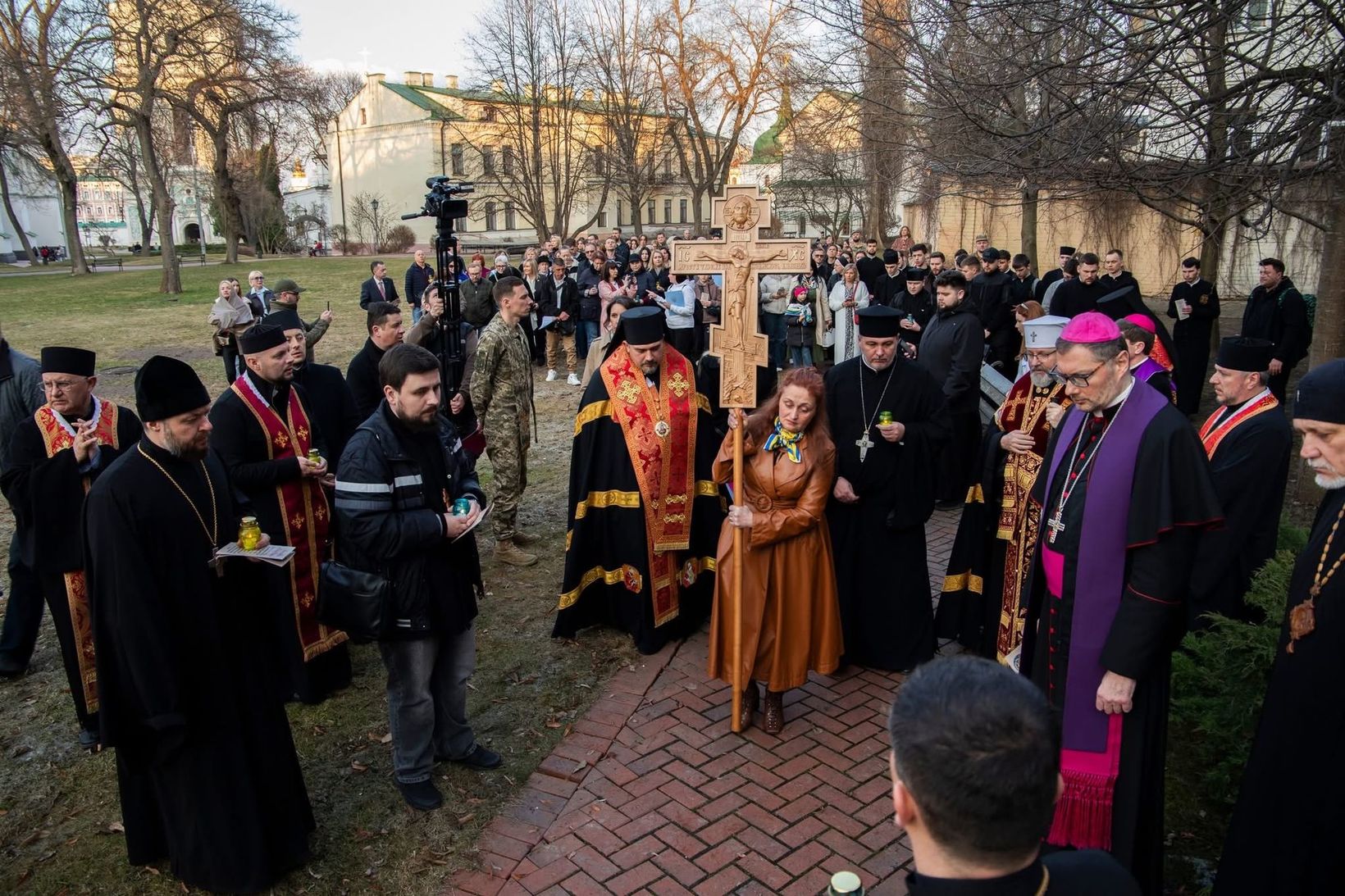&laquo;У&nbsp;безсиллі беззахисного ми&nbsp;бачимо надію на&nbsp;Воскресіння і&nbsp;силу України&raquo;&nbsp;&mdash; Глава УГКЦ на&nbsp;Хресній дорозі у&nbsp;Софії Київській