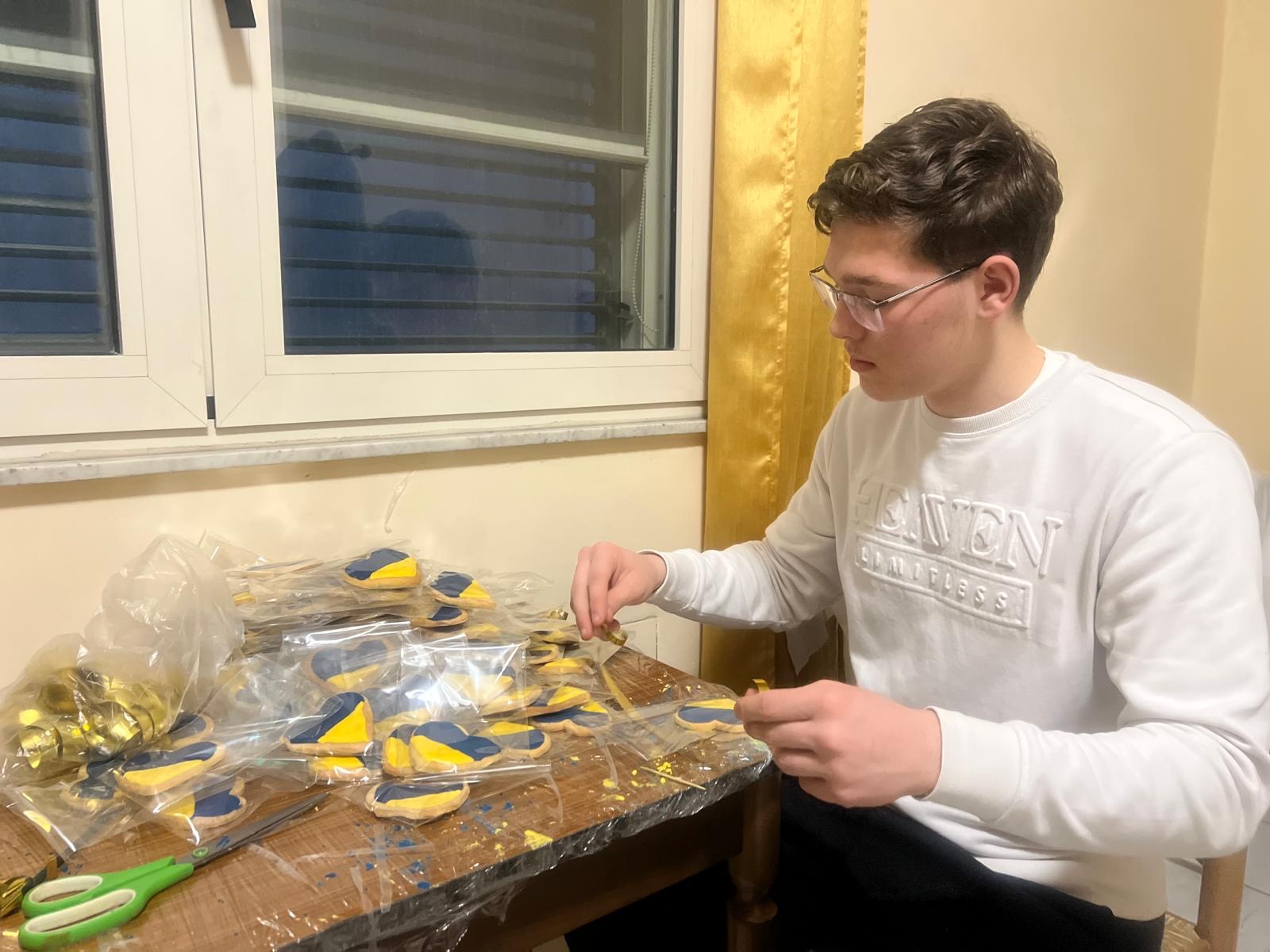 У Помпеях молодь зібрала 2000&nbsp;євро на&nbsp;підтримку ЗСУ та&nbsp;&laquo;Живого телебачення&raquo;