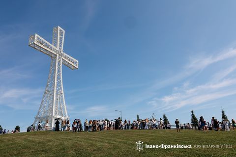 «Жити за прикладом Його любові»: У Старуні пройшла молодіжна проща «СвітиТи»