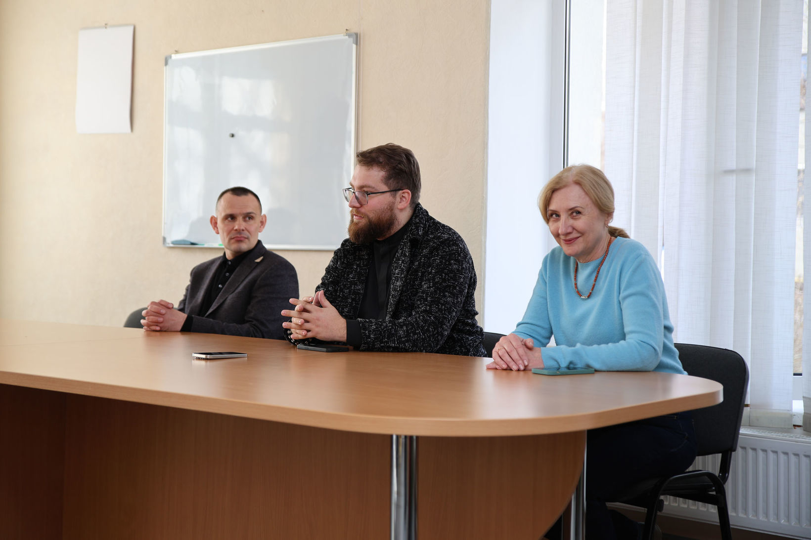 На заклик Глави УГКЦ бібліотекам Черкас передали понад тисячу україномовних книг