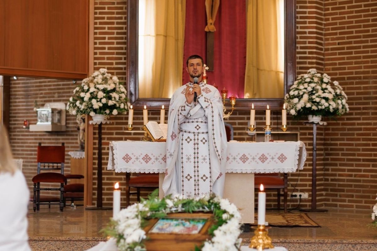 Отець Андрій Стефанишин про служіння в Іспанії: «Доки ми чуємо дитячий крик, сміх і плач — доти наша парафія є живою»