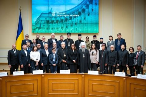 Владика Йосиф Мілян на зустрічі з Прем’єр-міністром: УГКЦ є однією з живих опор українського суспільства та важливим голосом України у світі