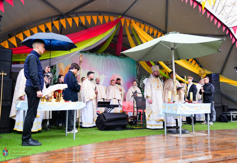 &laquo;Бути разом&nbsp;&mdash; це&nbsp;наш духовний ресурс&raquo;&nbsp;&mdash; владика Максим Рябуха про спільне святкування Великодня в&nbsp;Донецькому екзархаті