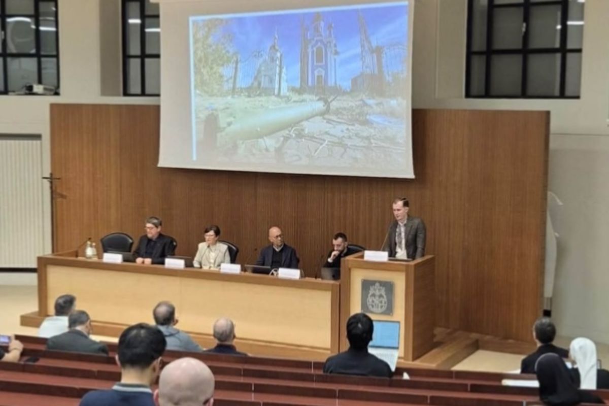 У Папському Григоріанському університеті представили свідчення про війну в Україні