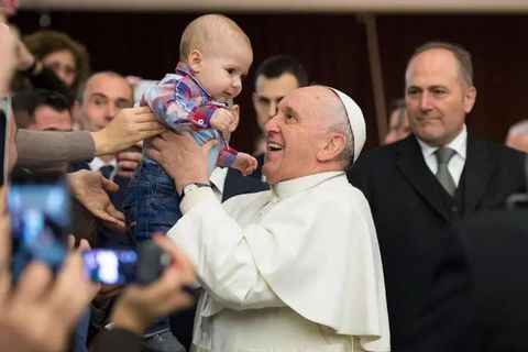 Pope Urges Reflection on the Meaning of Life: “Instead of Children in Strollers, Doggies”
