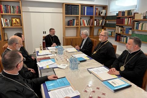 У Мельбурні єпископи Постійного Синоду обговорили служіння Церкви, синодальність і підготовку до Синоду 2026 року