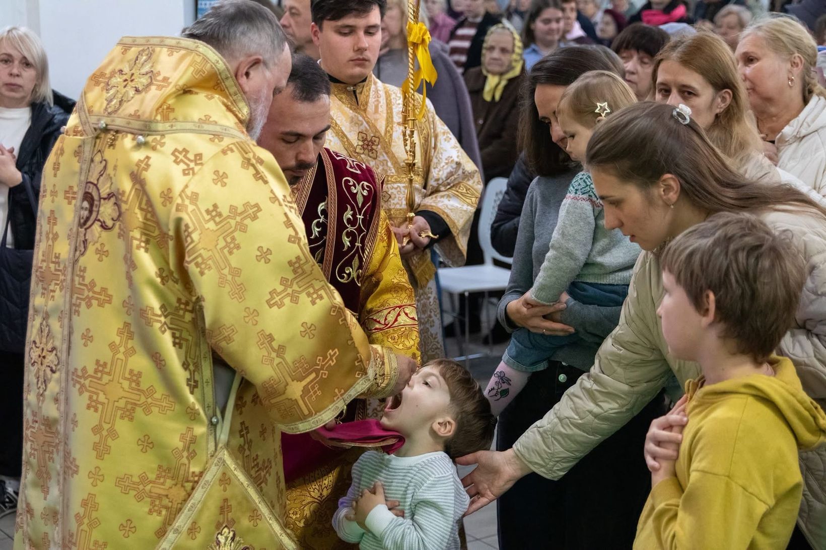 Митрополит Ігор Возьняк закликав молитися за мир в Україні за заступництвом святого Івана Павла ІІ Митрополит Ігор Возьняк закликав молитися за мир в Україні за заступництвом святого Івана Павла ІІ