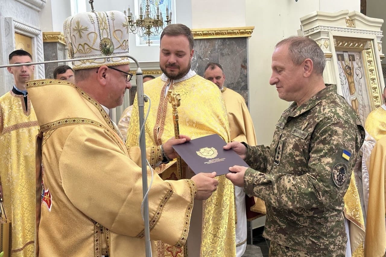У Зарваниці відбулося Всеукраїнське військове паломництво У Зарваниці відбулося Всеукраїнське військове паломництво