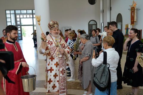 «Відновімо в собі знак Хреста», — владика Йосиф Мілян з нагоди свята Походу з Хрестом Господнім та мучеників Макавеїв