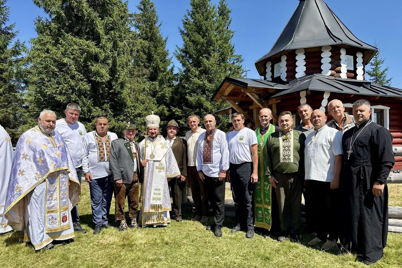 Єпископи УГКЦ та&nbsp;МГКЄ очолили спільну молитву в&nbsp;каплиці Святого Губерта в&nbsp;Карпатах
