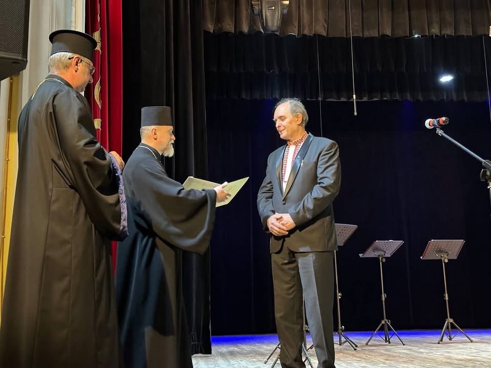 У Тернопільсько-Зборівській архиєпархії відзначили митців, священників та науковців відзнакою Патріарха Йосифа Сліпого У Тернопільсько-Зборівській архиєпархії відзначили митців, священників та науковців відзнакою Патріарха Йосифа Сліпого