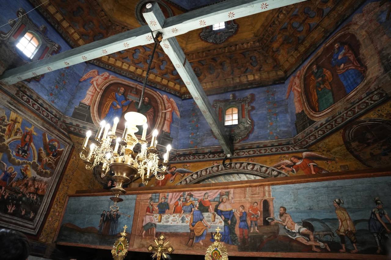 Владика Ярослав Приріз освятив відреставрований дерев’яний храм, збудований 1663 року