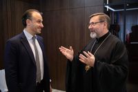 Глава УГКЦ та Посол Чехії обговорили підтримку українських біженців і роль Церкви під час війни Глава УГКЦ та Посол Чехії обговорили підтримку українських біженців і роль Церкви під час війни