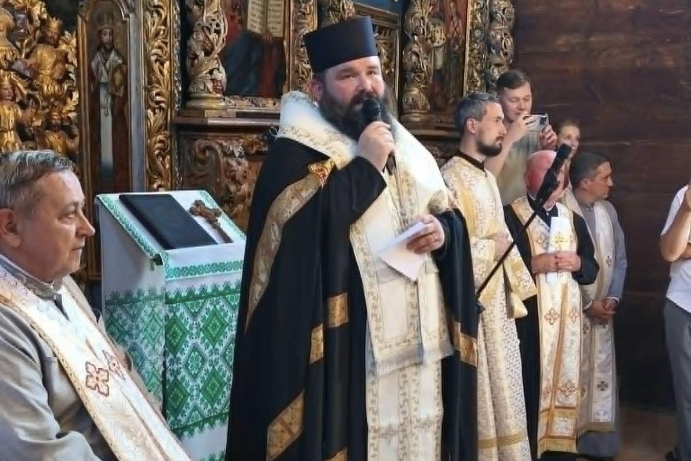 У Жовкві відновили давній храм УГКЦ: єпископ закликав повернути святиню громаді для богослужінь У Жовкві відновили давній храм УГКЦ: єпископ закликав повернути святиню громаді для богослужінь