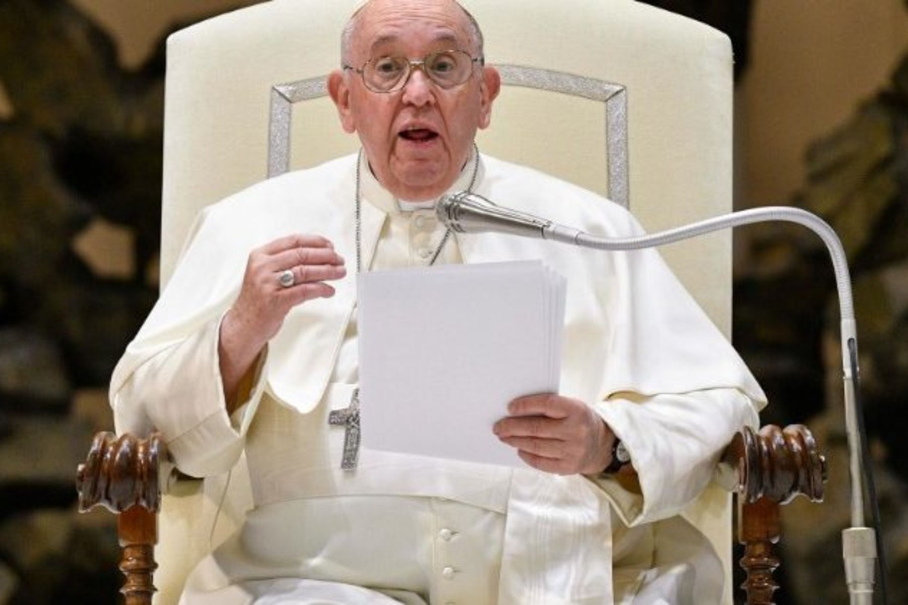 Папа Франциск під час загальної аудієнції закливкав не забувати щодня молитися за Україну