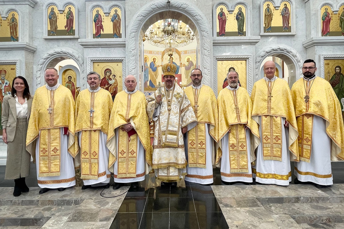 У Зарваниці триває зустріч Патріаршої комісії у справах духовенства