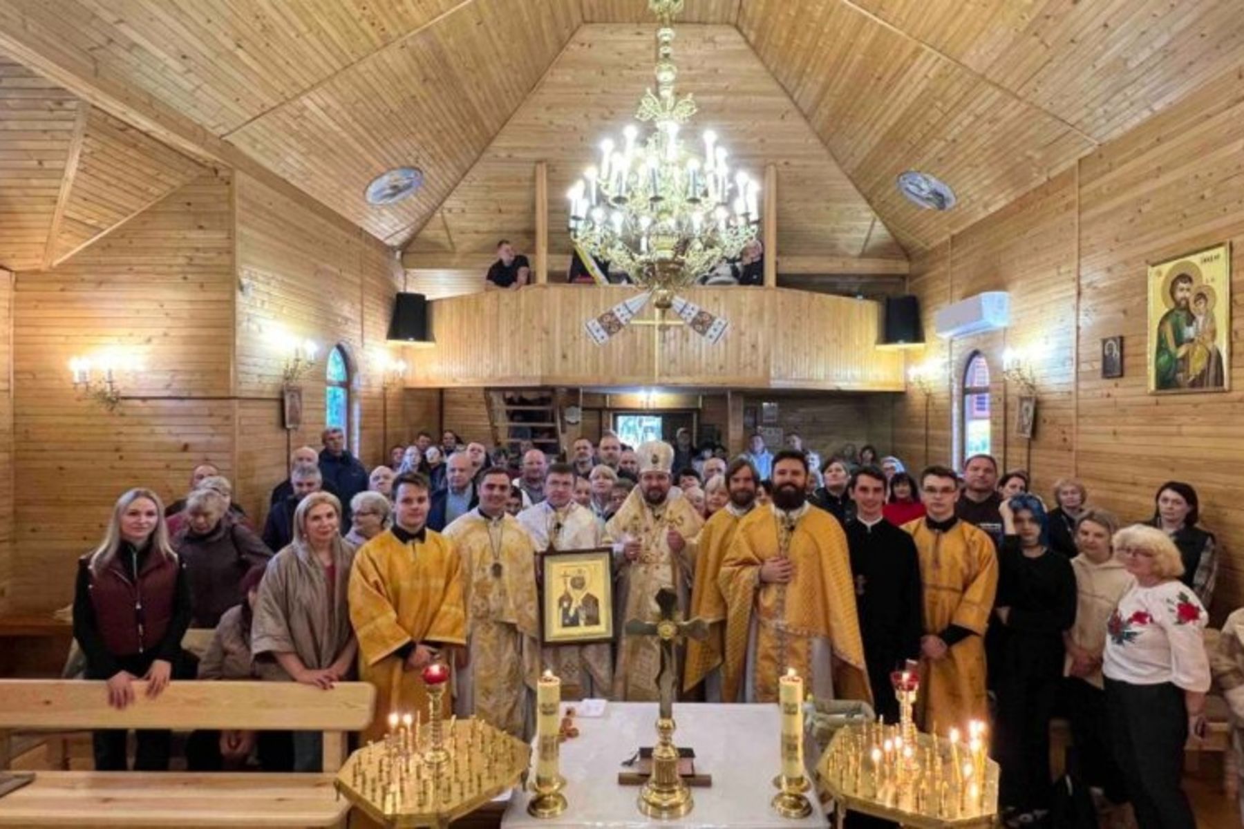Донецький екзархат долучився до Всецерковного паломництва ікони з мощами святого Володимира Великого