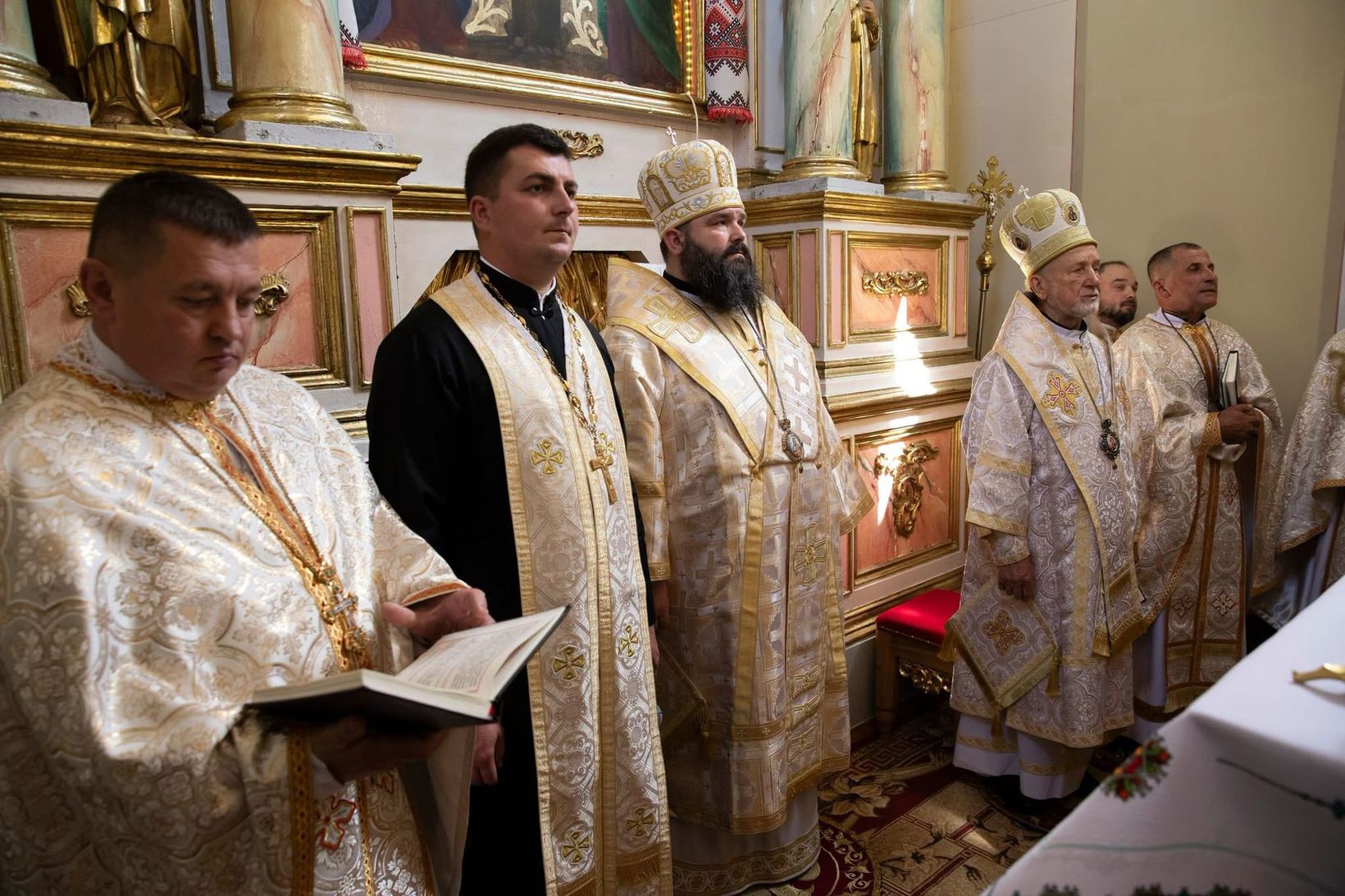 Загинув у&nbsp;33&nbsp;роки, закликавши прощати ворогів: на&nbsp;Львівщині розпочали процес беатифікації отця Станіслава Сярока