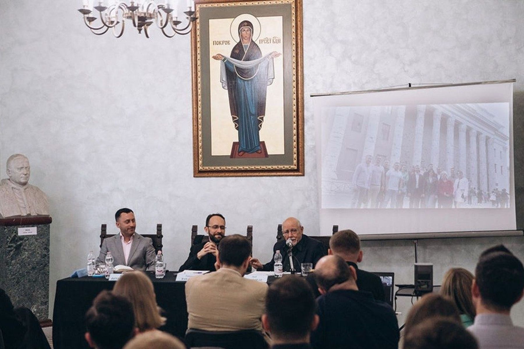 У Папській українській колегії в Римі відкрили Зал діалогу