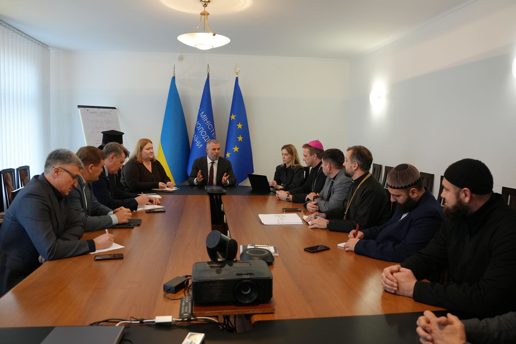 ВРЦіРО та Міністерство молоді та спорту об’єднують зусилля заради молоді: досвід співпраці, спільні виклики та нові можливості 