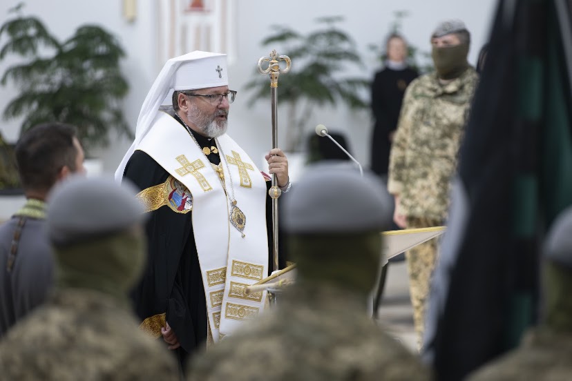 Глава УГКЦ освятив мотиваційні прапори для окремих центрів Сил спеціальних операцій ЗСУ