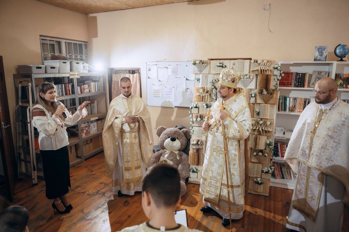 В Одесі при парафії Вознесіння Господнього відкрили громадську читальню «Світло сторінок»