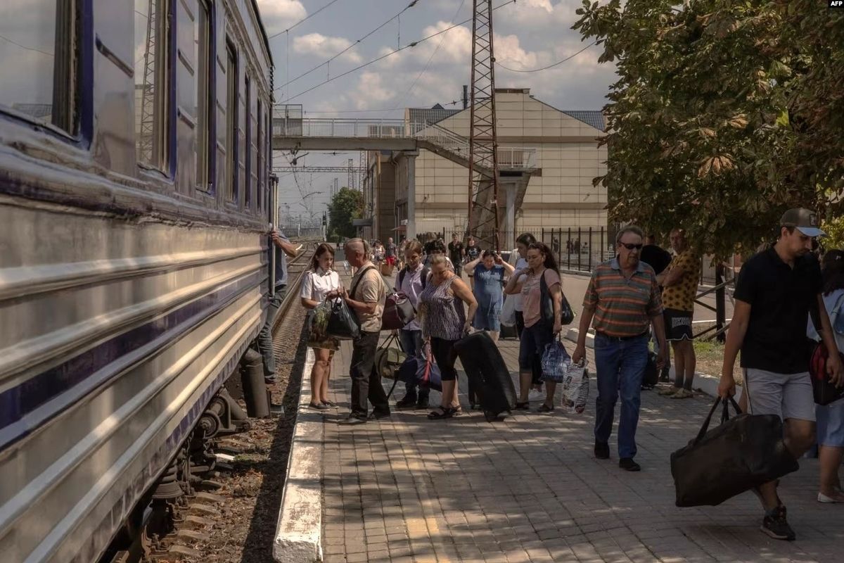 Глава УГКЦ у 131-й тиждень війни: Священник, так само як капітан, останнім сходить із судна