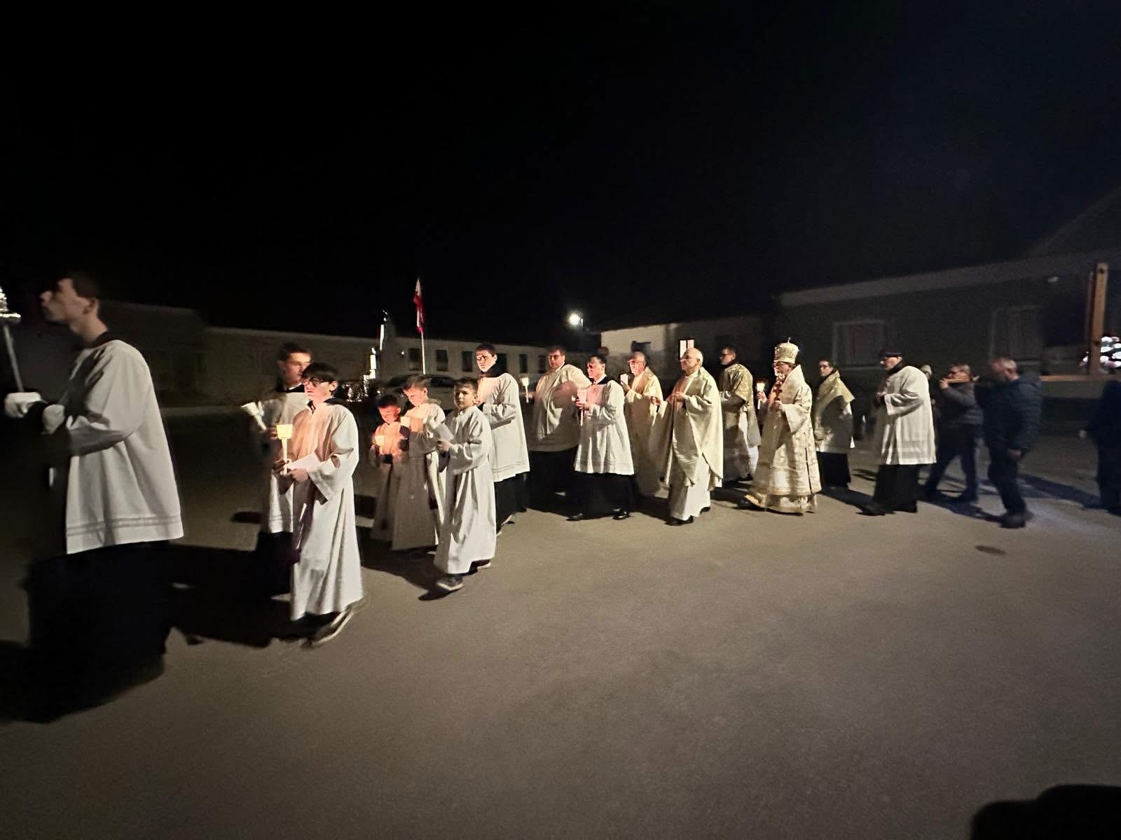 Владика Богдан Дзюрах очолив молитву за&nbsp;мир в&nbsp;Україні у&nbsp;відпустовому центрі Марія Роггендорф