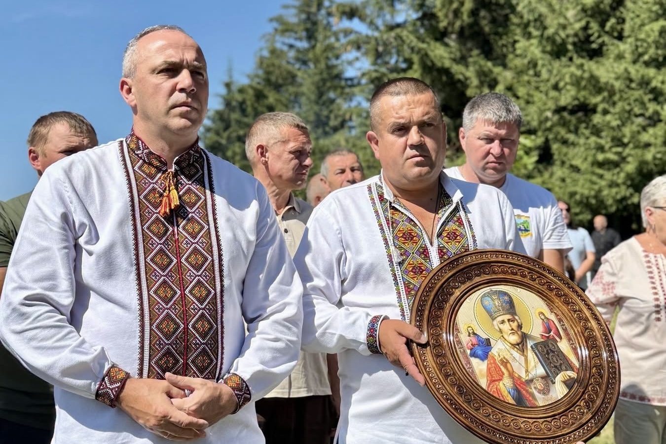 Єпископи УГКЦ та МГКЄ очолили спільну молитву в каплиці Святого Губерта в Карпатах Єпископи УГКЦ та МГКЄ очолили спільну молитву в каплиці Святого Губерта в Карпатах